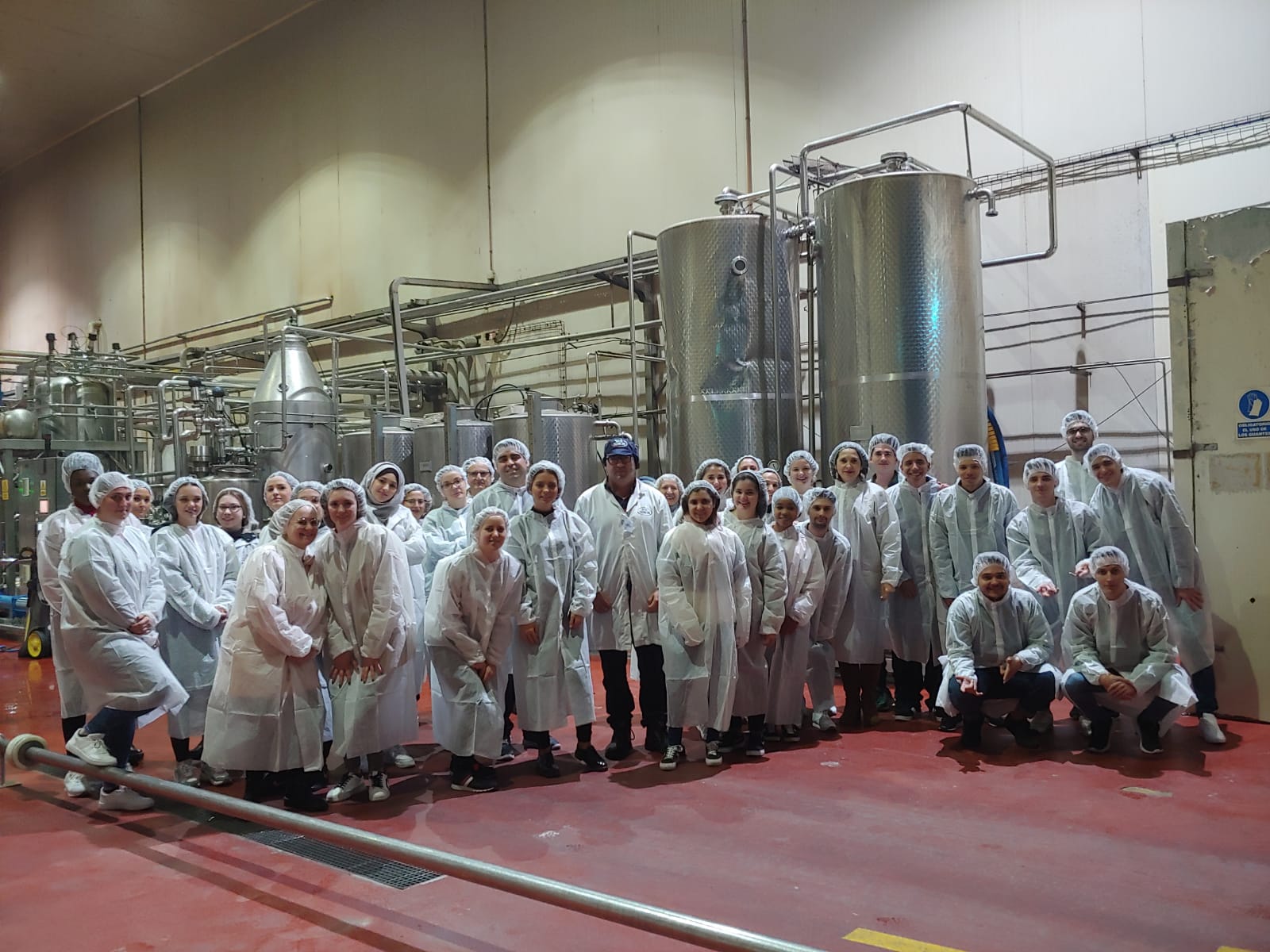 VISITA A LA FÁBRICA DE ZUMOSOL EN ENERO DE 2020 VISITA A LA FÁBRICA DE ZUMOSOL EN ENERO DE 2020